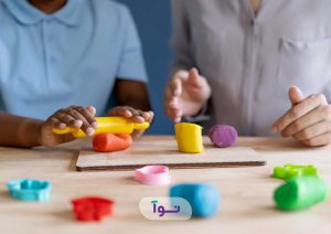 راهنمای کامل بازی درمانی در مشهد: از اضطراب تا شکوفایی کودک در کلینیک نوآ